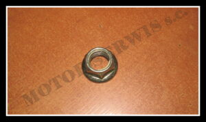 nakretka_m16_osi_kola_zipp_quantum_5276