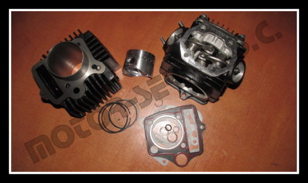 cylinder_110ccm_z_glowica_motorower_roy08997