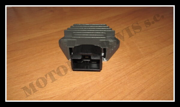 regulator_napiecia_honda_cb_cbr_ntv_vfr_vt_ai22359_1