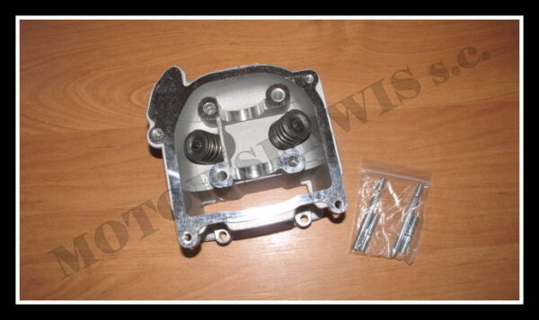 glowica_70ccm_z_zaworami_4t_automat_pf-10-007-0024_1