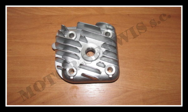 glowica_cylindra_2t_70ccm_quantum_keeway_pf-10-007-0001_1