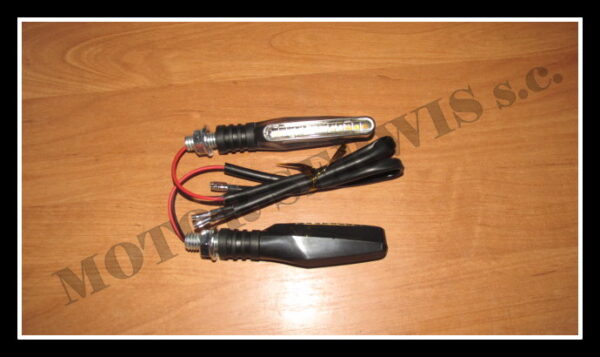 kierunkowskazy_led_swiatlo_plywajace_am1465