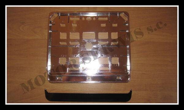 ramka_tablicy_rejestracyjnej_srebrna_motocykl_aa0703