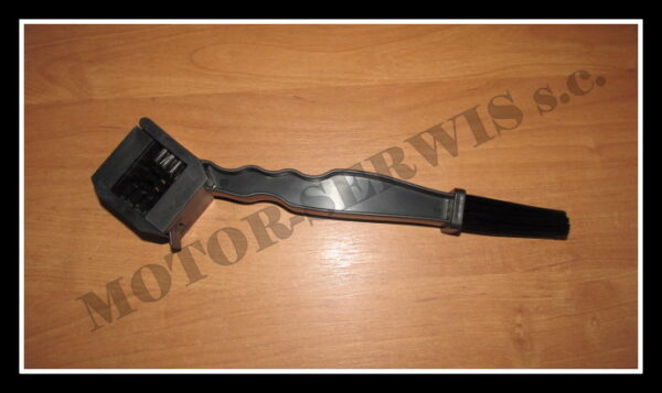 szczotka_do_czyszczenia_lancucha_napedowego_aa014549