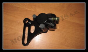 zacisk_hamulca_tylnego_silnik_yx140_pitbike_ptb4102_1